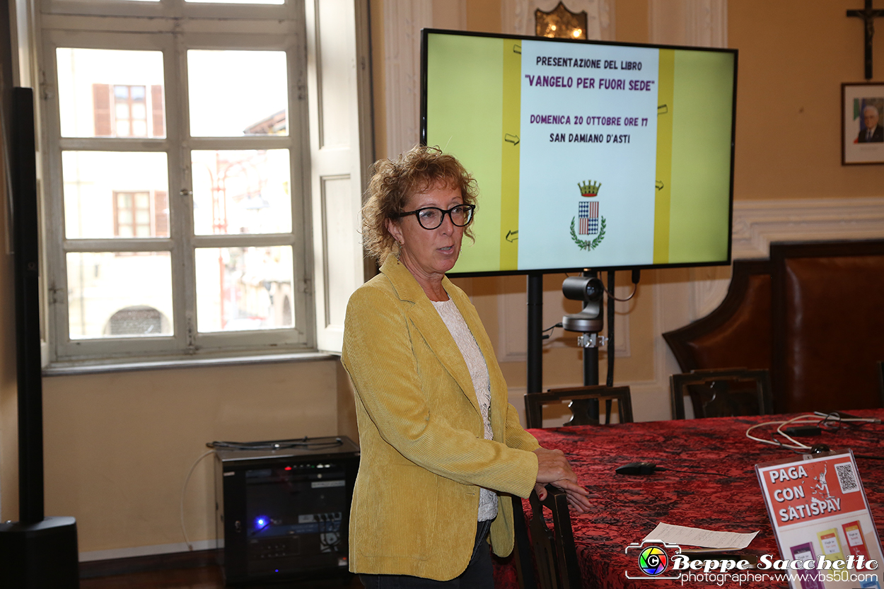 VBS_3240 - Presentazione Libro 'Vangelo per Fuori Sede' di Don Mauro Canta.jpg